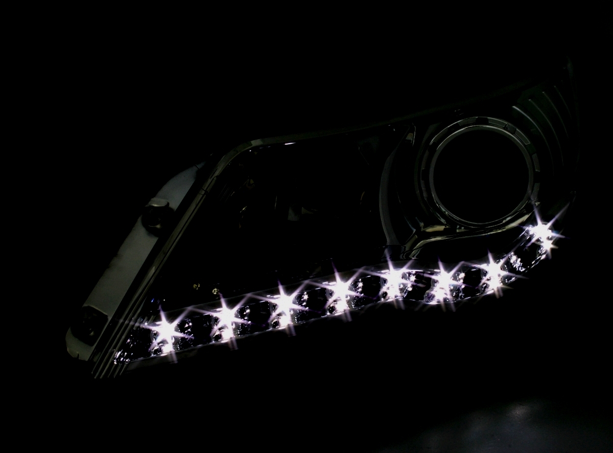 Scheinwerfer für VW Tiguan in Schwarz