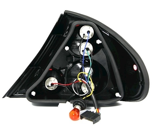 Rückleuchten für Ford Mondeo MK2 in Schwarz