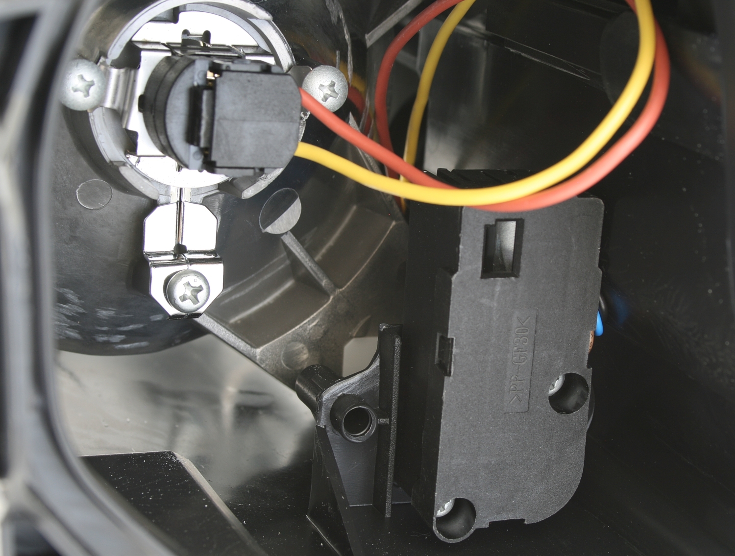 Scheinwerfer für VW Touran + Caddy 3 / links