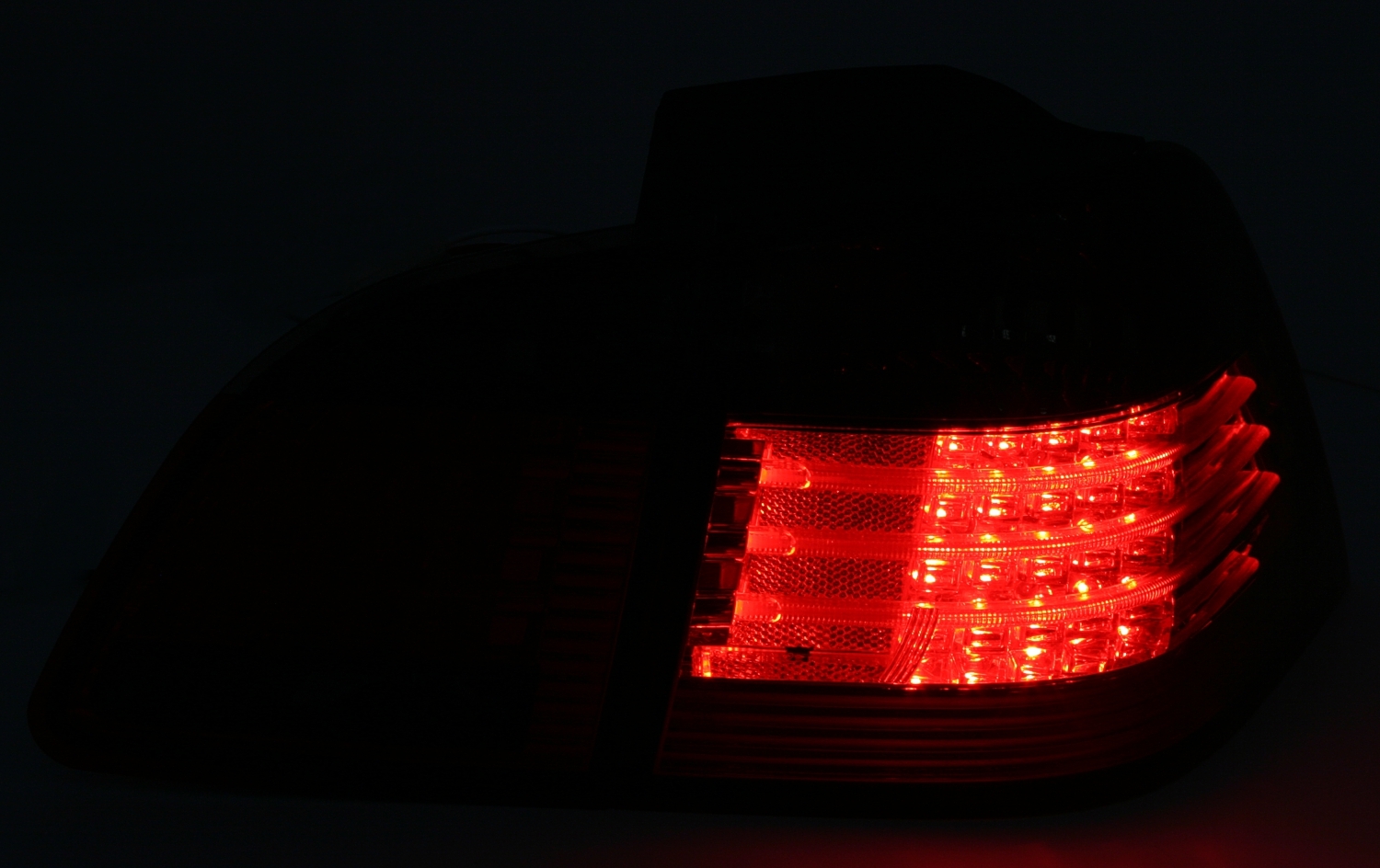 LED Rückleuchten für 5er BMW E61 Touring / Rot-Wei