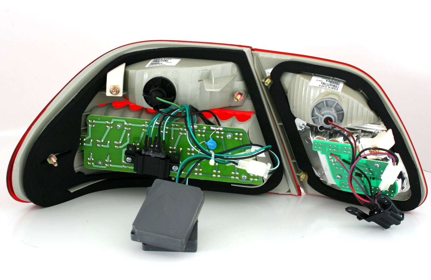 LED Rückleuchten für Mercedes W210 in Rot-Weiß