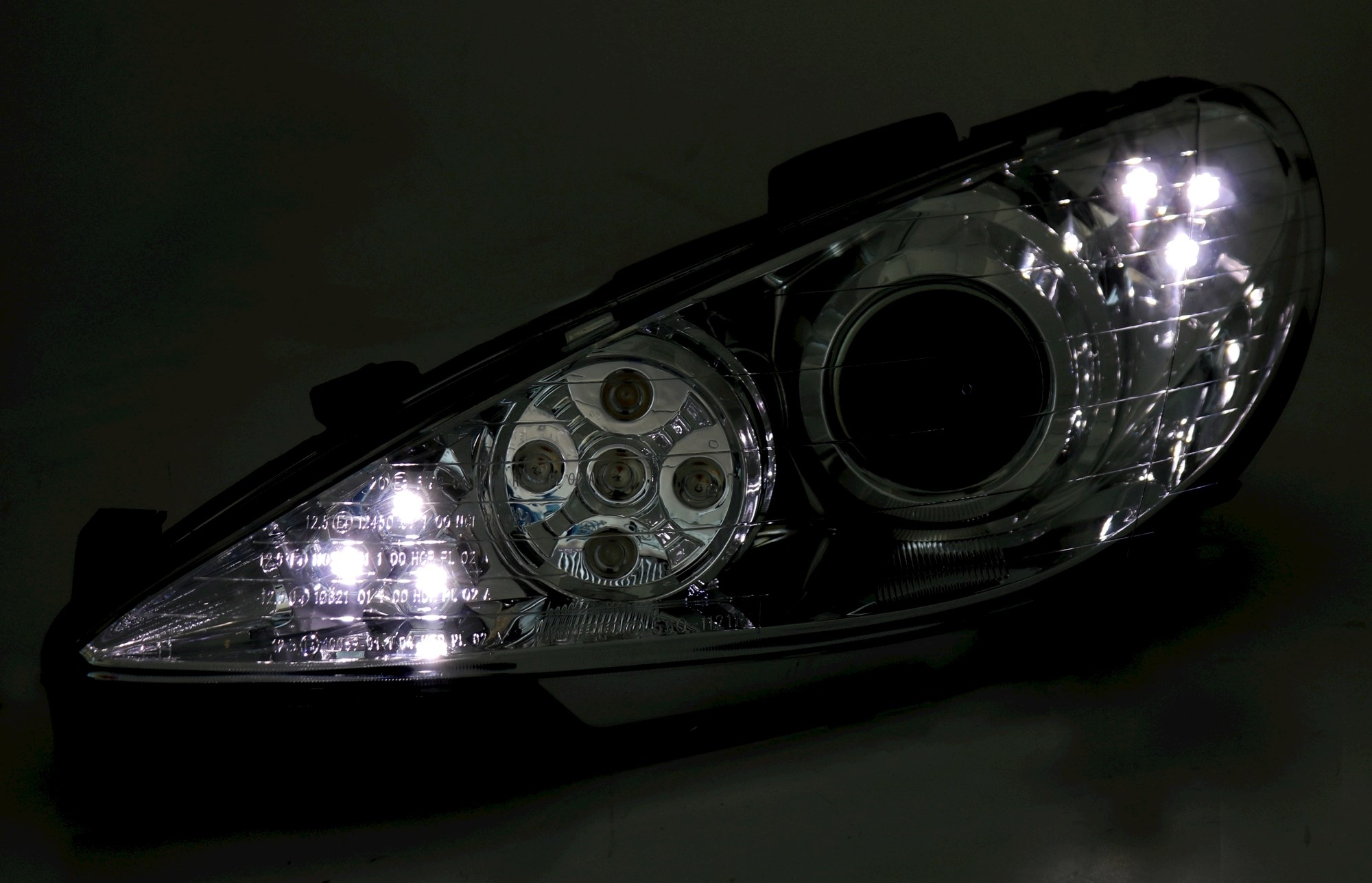 Scheinwerfer Set für Peugeot 206 in Chrom