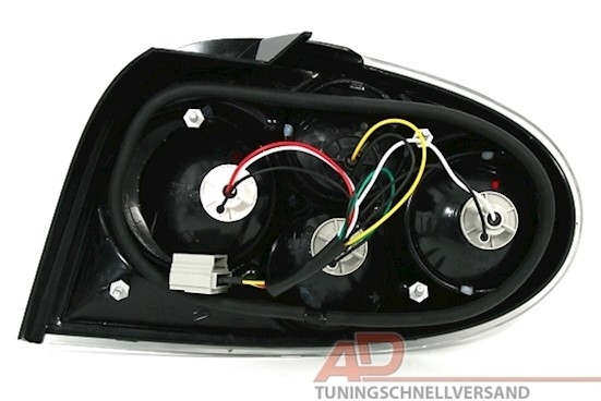 Rückleuchten für Renault Megane ab 96 in Chrom    