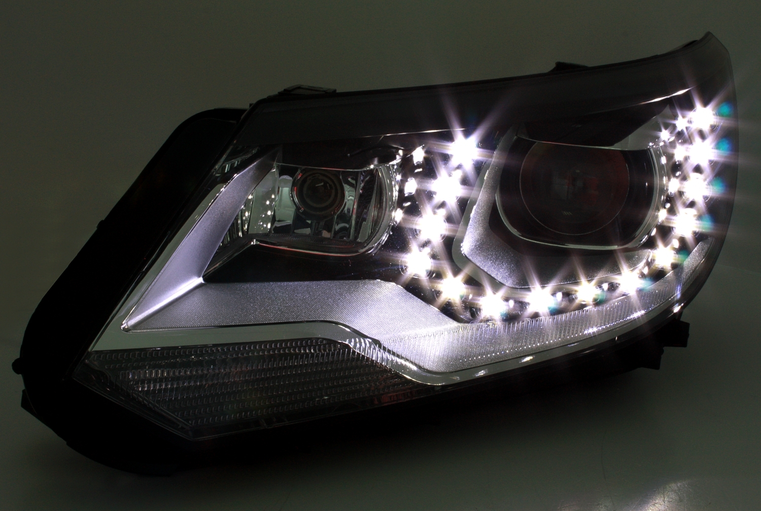 Scheinwerfer für VW Tiguan in Xenon/TFL Look
