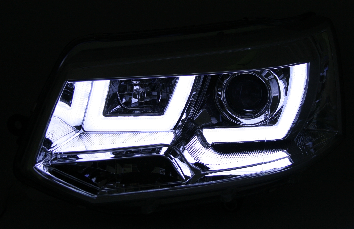 Scheinwerfer für VW T5 in Chrom                   