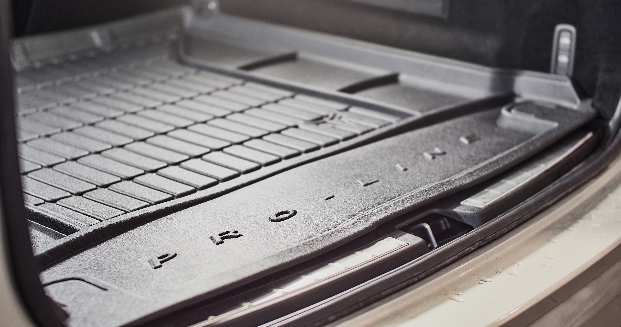 Kofferraumwanne für VW Touareg III