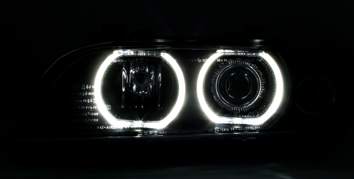 Angel Eyes Scheinwerfer für 5er BMW E39 in Schwarz