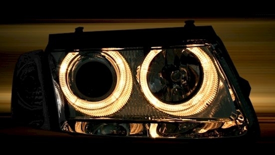 Angel Eyes Scheinwerfer für VW Passat 3B in Chrom
