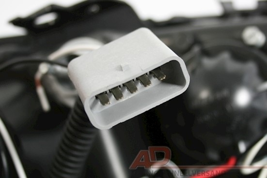 Angel Eyes Scheinwerfer für Renault Megane 2