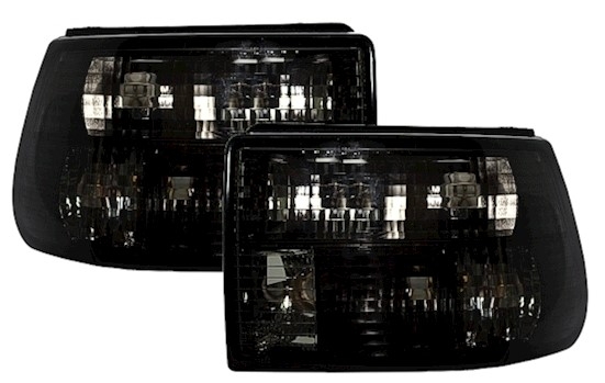 Rückleuchten Set für Opel Astra F in Schwarz