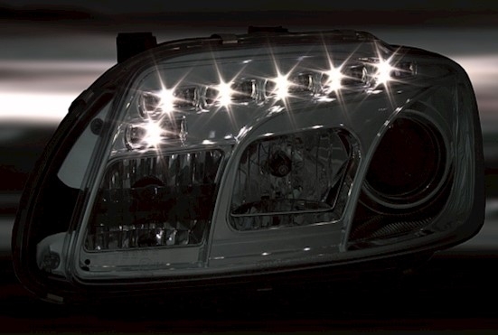 Scheinwerfer mit LED für VW Touran 1T in Schwarz  