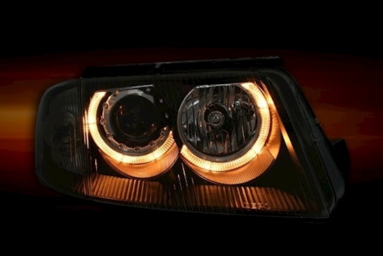 Angel Eyes Scheinwerfer für VW Passat 3BG in Schw.