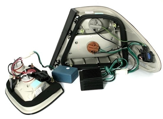 LED Rückleuchten Mercedes CLK in Rot-Weiß