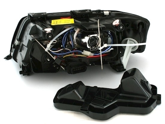 Angel Eyes Scheinwerfer für Audi A6 4B in Schwarz