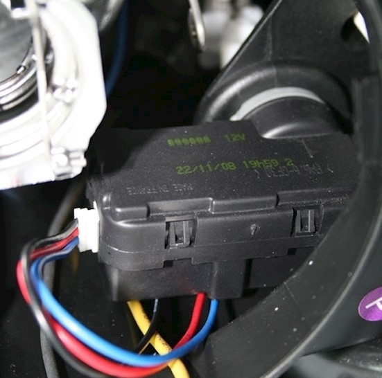 Angel Eyes Scheinwerfer für VW Golf 5 in Schwarz  