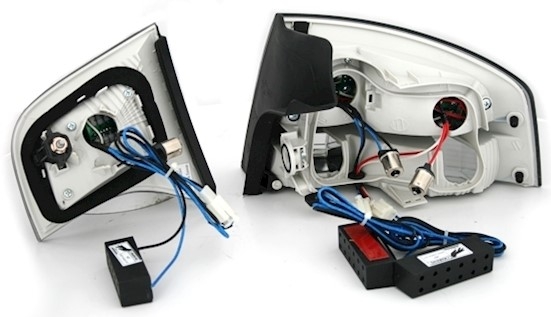 LED Rückleuchten für Audi A4 B7 Limo in Rot-Smoke