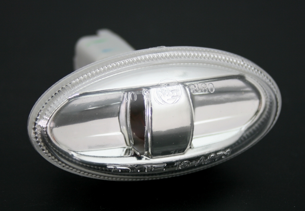 Seitenblinker für Citroen Peugeot Toyota / L=R