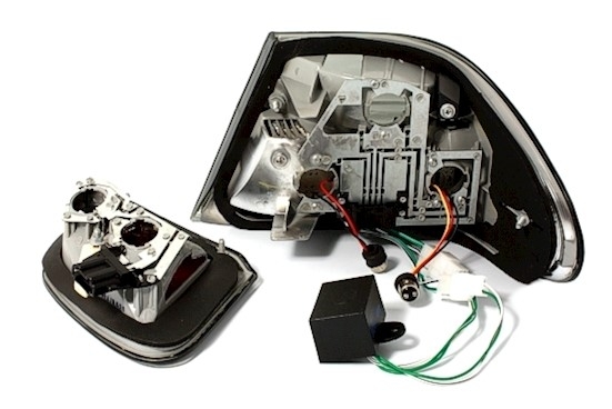 LED Rückleuchten für Mercedes W210 in Schwarz