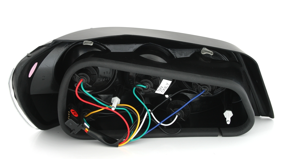 Rückleuchten für Peugeot 306 Fließheck in Schwarz