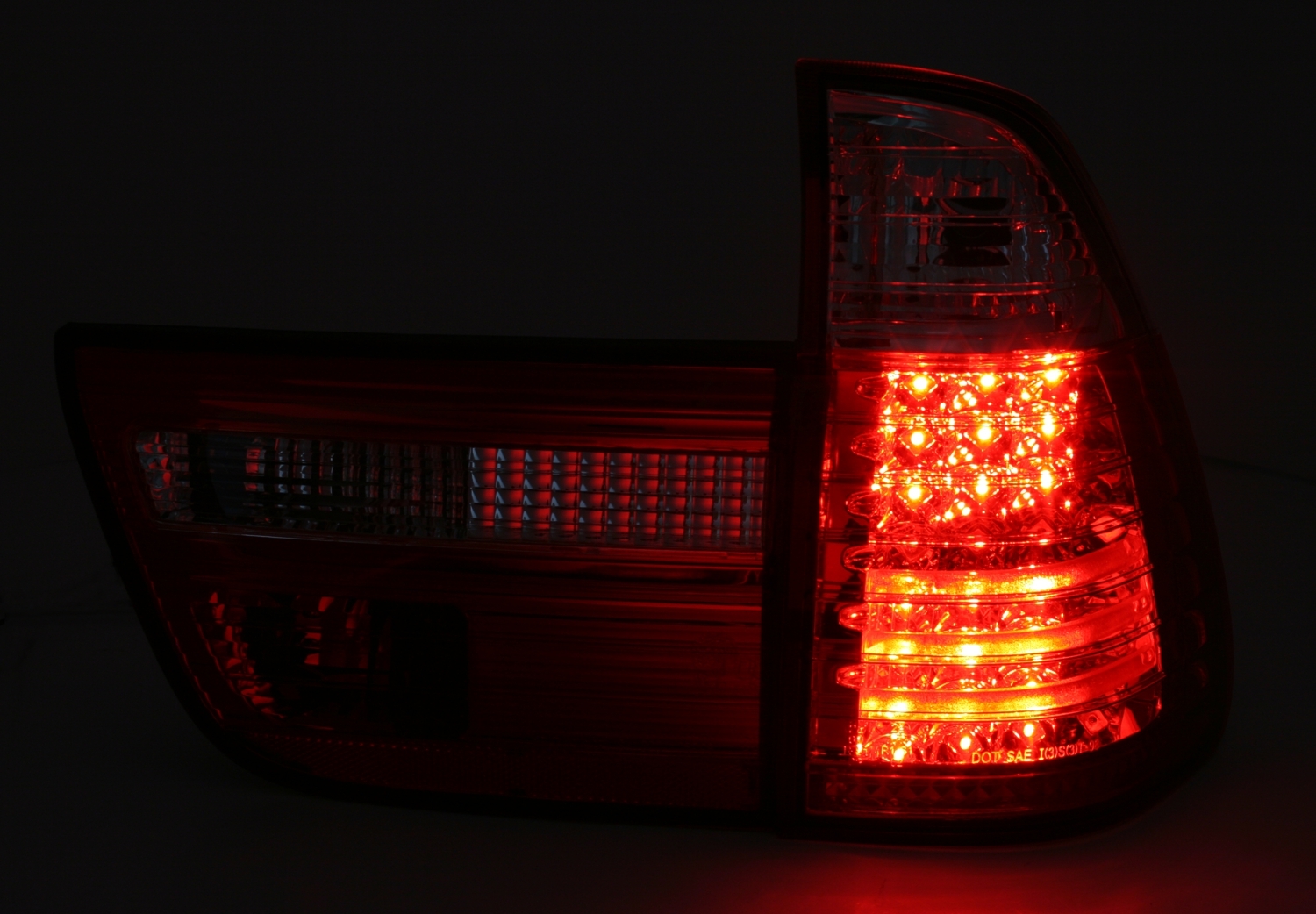 LED Rückleuchten BMW X5 E53 in Rot-Weiß           