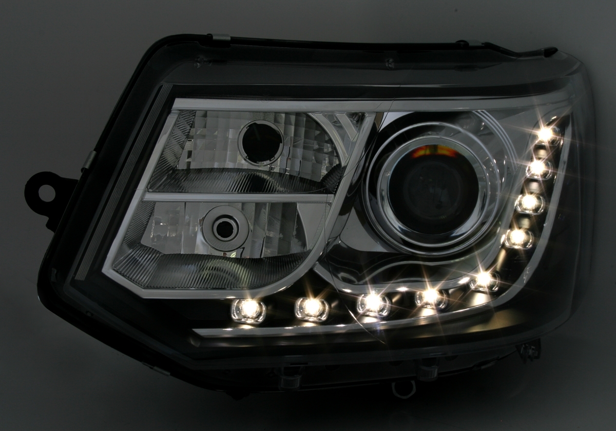 Scheinwerfer für VW T5 in Schwarz