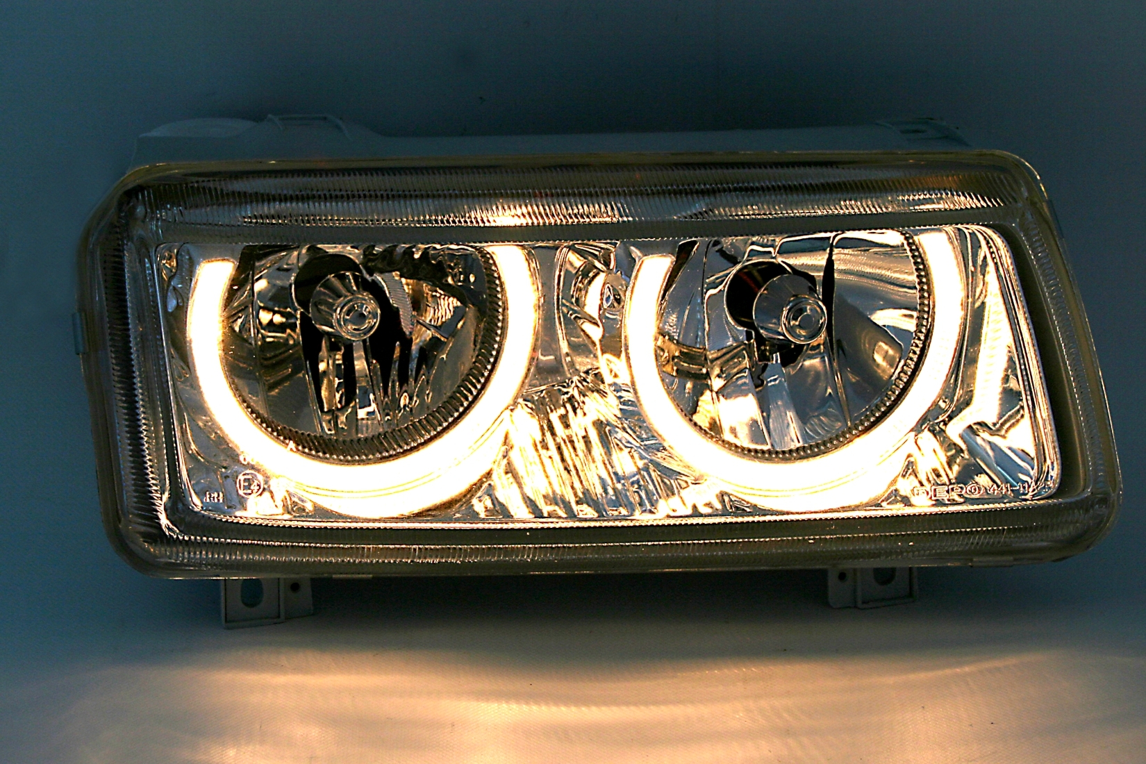 Angel Eyes Scheinwerfer für VW Passat 35i in Chrom